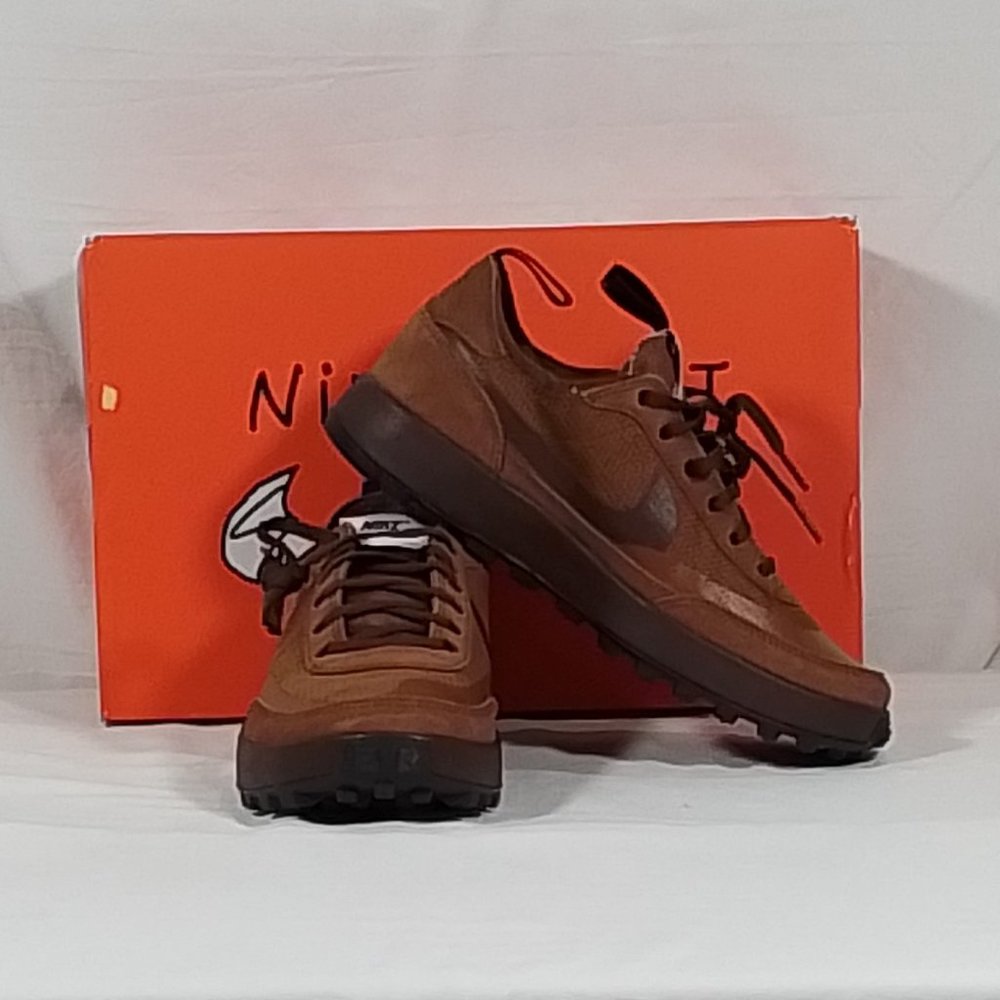 Nike Brown Athletic Shoes